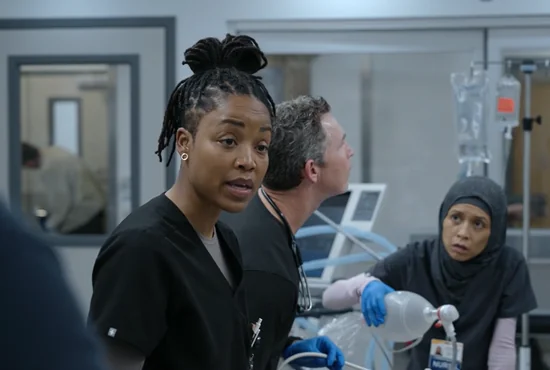 Больница Питт. Пятнадцатый час: с 21:00 до 22:00